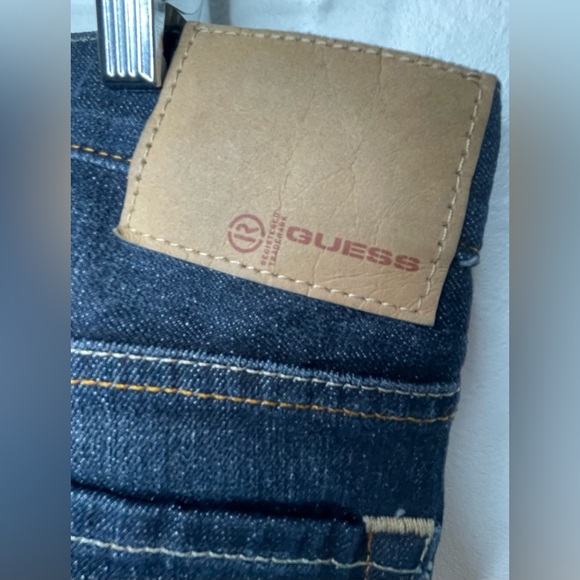 Guess Jeans Men’s The Cliff Boot-Fit Denim distressed W/ Pockets - Picture 5 of 8